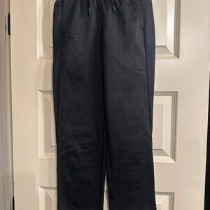 Under Armour youth athletic pants- M